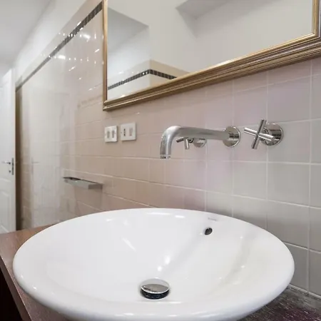 Hacca Collection - 3Br Bocconi-Navigli Apartment Milan Exterior photo