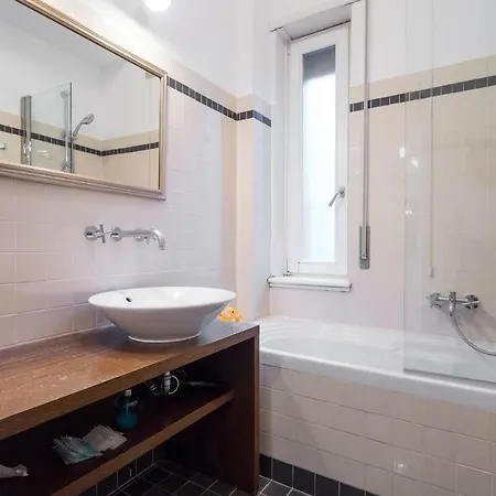 Hacca Collection - 3Br Bocconi-Navigli Apartment Milan Exterior photo
